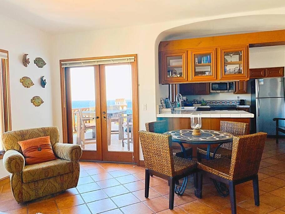 Sunrise Bliss Apartment Avalon